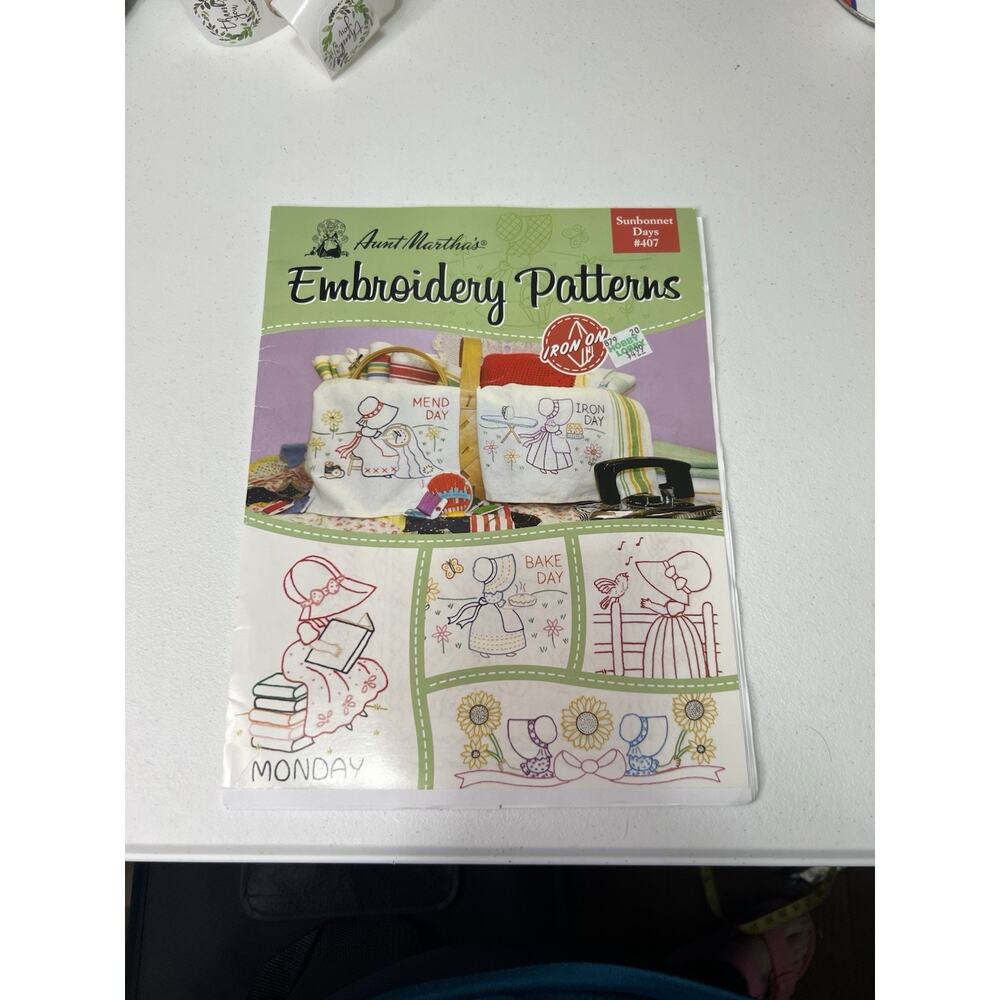 Lot of Various Aunt Martha's, Vogart Hot Iron `Embroidery‎ Transfers Used.